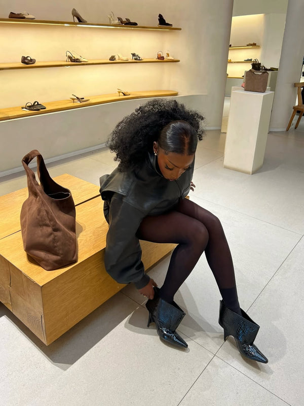 largo-tote-brown-suede-4