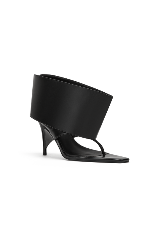 STUNT SANDAL BLACK