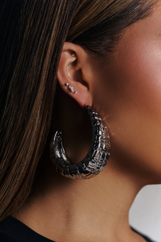 LARGE HOOP SILVER CROCO